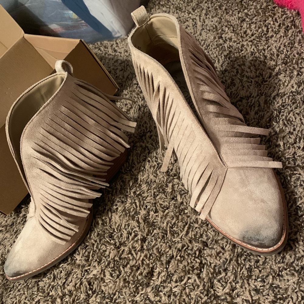 Coconut Matisse booties